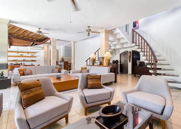 3br Oasis, Sleeps 6, Walk To Restbars *